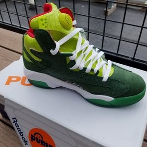 Retro Reebok Shaq Attaqs (Ghost of Xmas Present)